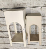 Metal Large White Small Tan textured Stands