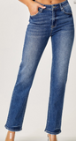 Mid-Rise Slim Relaxed Straight