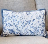 12 X 20 Bl/wht Floral Pillow
